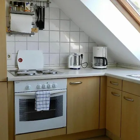 Miniappartement Zini Apartman