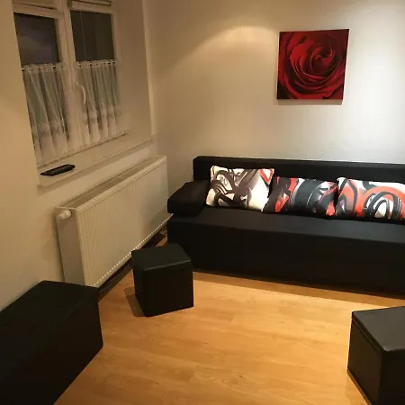 Miniappartement Zini Apartman Lindlar